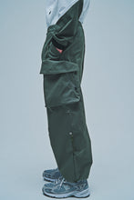 画像をギャラリービューアに読み込む, THE CHANGING LENGTH/HEM DEFORMED CARGO PANTS