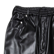 画像をギャラリービューアに読み込む, Faux Leather 5 Pocket Wide Easy Pants