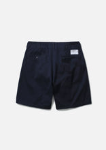 画像をギャラリービューアに読み込む, CLASSIC CHINO SHORT PANTS