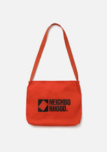 画像をギャラリービューアに読み込む, LOGO SHOULDER BAG