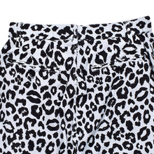 画像をギャラリービューアに読み込む, WDS x MINEDENIM LIPS LEOPARD PRINT EASY SHORTS