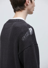 画像をギャラリービューアに読み込む, SAVAGE CREWNECK SWEATER