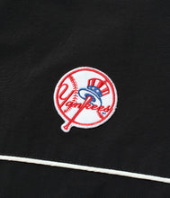 画像をギャラリービューアに読み込む, MLB / TRACK JACKET ( TYPE-1 )