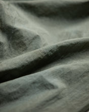 画像をギャラリービューアに読み込む, UTILITY NYLON TUCK EASY PANTS