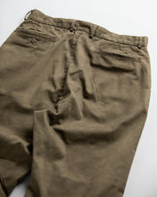 画像をギャラリービューアに読み込む, PAINTED NO TUCK WIDE CHINO TROUSERS