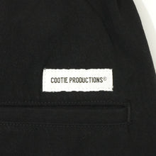 画像をギャラリービューアに読み込む, Hard Twist Yarn Twill 3 Tuck Wide Trousers