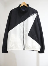 画像をギャラリービューアに読み込む, VERT NYLON JACKET