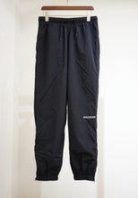 画像をギャラリービューアに読み込む, WHARF NYLON TROUSERS