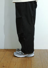 画像をギャラリービューアに読み込む, THE CHANGING LENGTH/HEM WIDE ZIP UP TUCKED PANTS