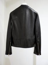 画像をギャラリービューアに読み込む, 5ZIP LEATHER JACKET