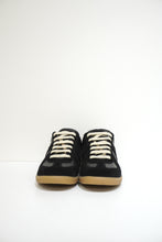 画像をギャラリービューアに読み込む, REPLICA SNEAKERS