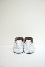 画像をギャラリービューアに読み込む, REPLICA SNEAKERS