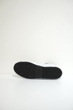 画像をギャラリービューアに読み込む, REPLICA SNEAKERS