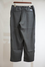 画像をギャラリービューアに読み込む, CLASP WEBBING TROUSERS