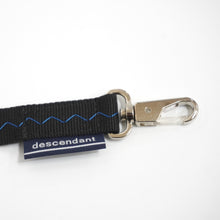 画像をギャラリービューアに読み込む, BUNGEE STRAP TAKES HANDS