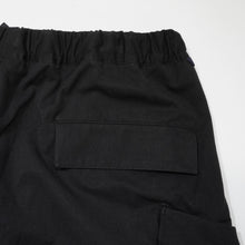 画像をギャラリービューアに読み込む, THE CHANGING LENGTH/HEM DEFORMED CARGO PANTS