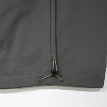 画像をギャラリービューアに読み込む, THE CHANGING LENGTH/HEM DEFORMED CARGO PANTS