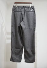 画像をギャラリービューアに読み込む, CLASP WEBBING TROUSERS