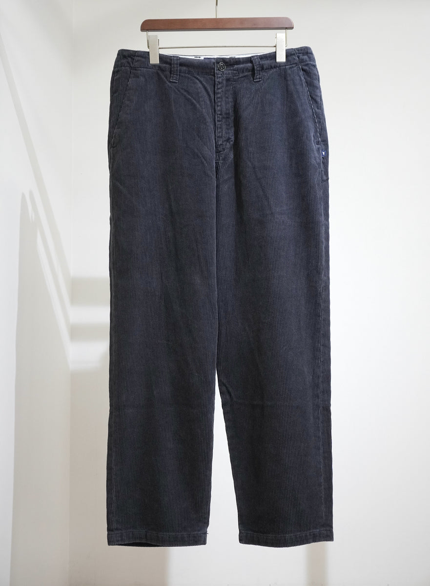DC-6 CORDUROY TROUSERS – Roots Bonds ONLINE STORE DC-6 CORDUROY TROUSERS – Roots Bonds ONLINE STORE