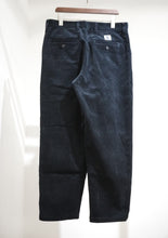 画像をギャラリービューアに読み込む, DC-3 CORDUROY TROUSERS