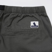 画像をギャラリービューアに読み込む, CLASP TWILL WEBBING SHORTS
