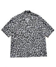 画像をギャラリービューアに読み込む, Lips Leopard Print Open Collar SH