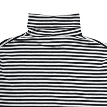 画像をギャラリービューアに読み込む, Marine Border Turtleneck L/S Pullover