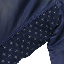 画像をギャラリービューアに読み込む, VINTAGE MA-1 FIGHT BOMBER (INDIGO CROSS KASURI PRINT PATCHED SLEEVES)