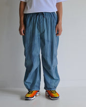 画像をギャラリービューアに読み込む, UTILITY NYLON TUCK EASY PANTS