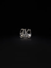 画像をギャラリービューアに読み込む, Engraved Initial Ring