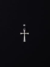 画像をギャラリービューアに読み込む, Engraved Tiny Cross Pendant