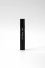 画像をギャラリービューアに読み込む, lip balm fragment design (b)