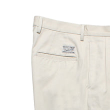 画像をギャラリービューアに読み込む, DOUBLE PLEATED CHINO TROUSERS