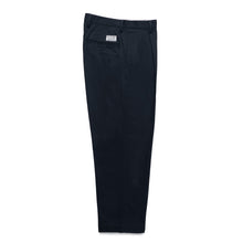 画像をギャラリービューアに読み込む, DOUBLE PLEATED CHINO TROUSERS