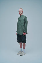 画像をギャラリービューアに読み込む, THE IN-OUTSIDE POCKETS OVERSIZED CPO SHIRT JACKET