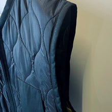 画像をギャラリービューアに読み込む, Quilting Short Vest(Reversible)