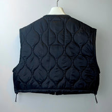 画像をギャラリービューアに読み込む, Quilting Short Vest(Reversible)