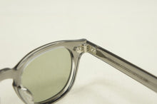 画像をギャラリービューアに読み込む, AR 44-22 Grey Crystal II / GREEN