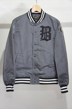 画像をギャラリービューアに読み込む, VIVAN LOS ROOTS STADIUM JUMPER