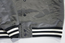 画像をギャラリービューアに読み込む, VIVAN LOS ROOTS STADIUM JUMPER