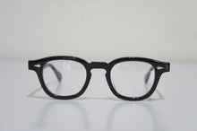 画像をギャラリービューアに読み込む, AR 42 - BLACK / CLEAR -