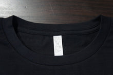 画像をギャラリービューアに読み込む, tr.4 suspension "kyne black&white" L/S TEE