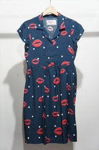 画像をギャラリービューアに読み込む, KISS ALOHA ONEPIECE