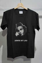 画像をギャラリービューアに読み込む, DOWN BY LOW TEE 2
