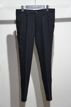 画像をギャラリービューアに読み込む, RELAX TAYLOR TAPERED SLACKS -BLACK STRIPE-