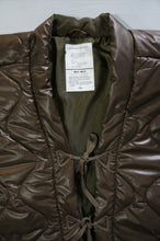 画像をギャラリービューアに読み込む, 3-STRINGS OVER COAT