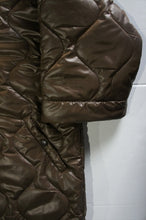 画像をギャラリービューアに読み込む, 3-STRINGS OVER COAT