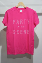 画像をギャラリービューアに読み込む, tr.4"PARTY SCENE" S/S Tee-PINK-