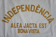 画像をギャラリービューアに読み込む, INDEPENDENCIA tee