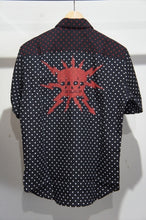 画像をギャラリービューアに読み込む, SKULL DOTS shirt